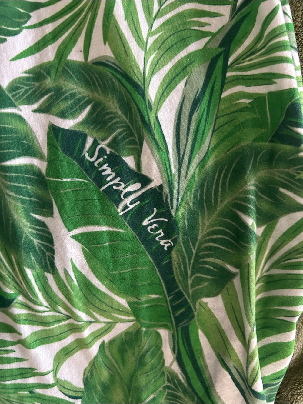 Simply Vera Vera Wang Green Leaf-Print Woman’s nightgown - Picture 5 of 7